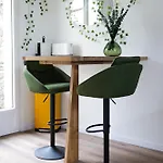 Entierement Renove Avec Patio - 2 Personnes * Angers