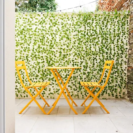 Entierement Renove Avec Patio - 2 Personnes Apartman *