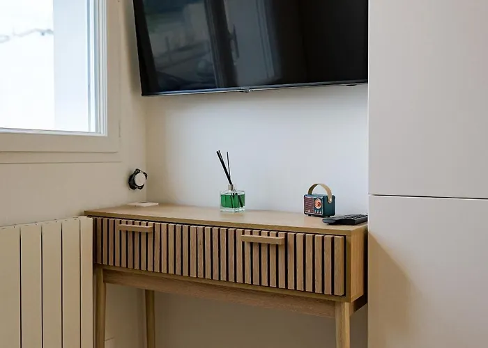 Entierement Renove Avec Patio - 2 Personnes Apartman Angers